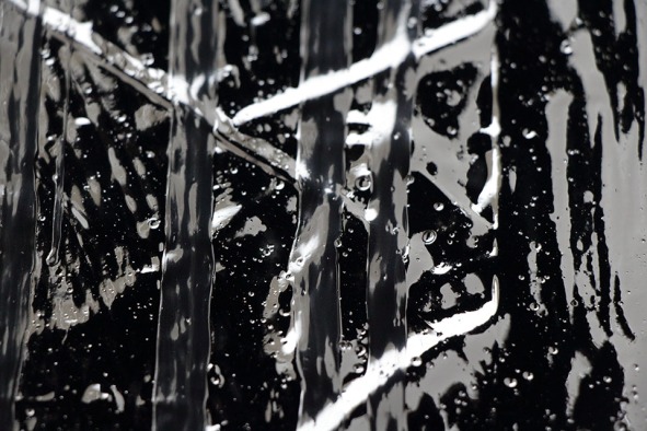 lisa schlenker | ohne title | 2013 | plastik, bitumen, lack | 720 x 355 cm | staatliche akademie der bildenden künste karlsruhe_no5